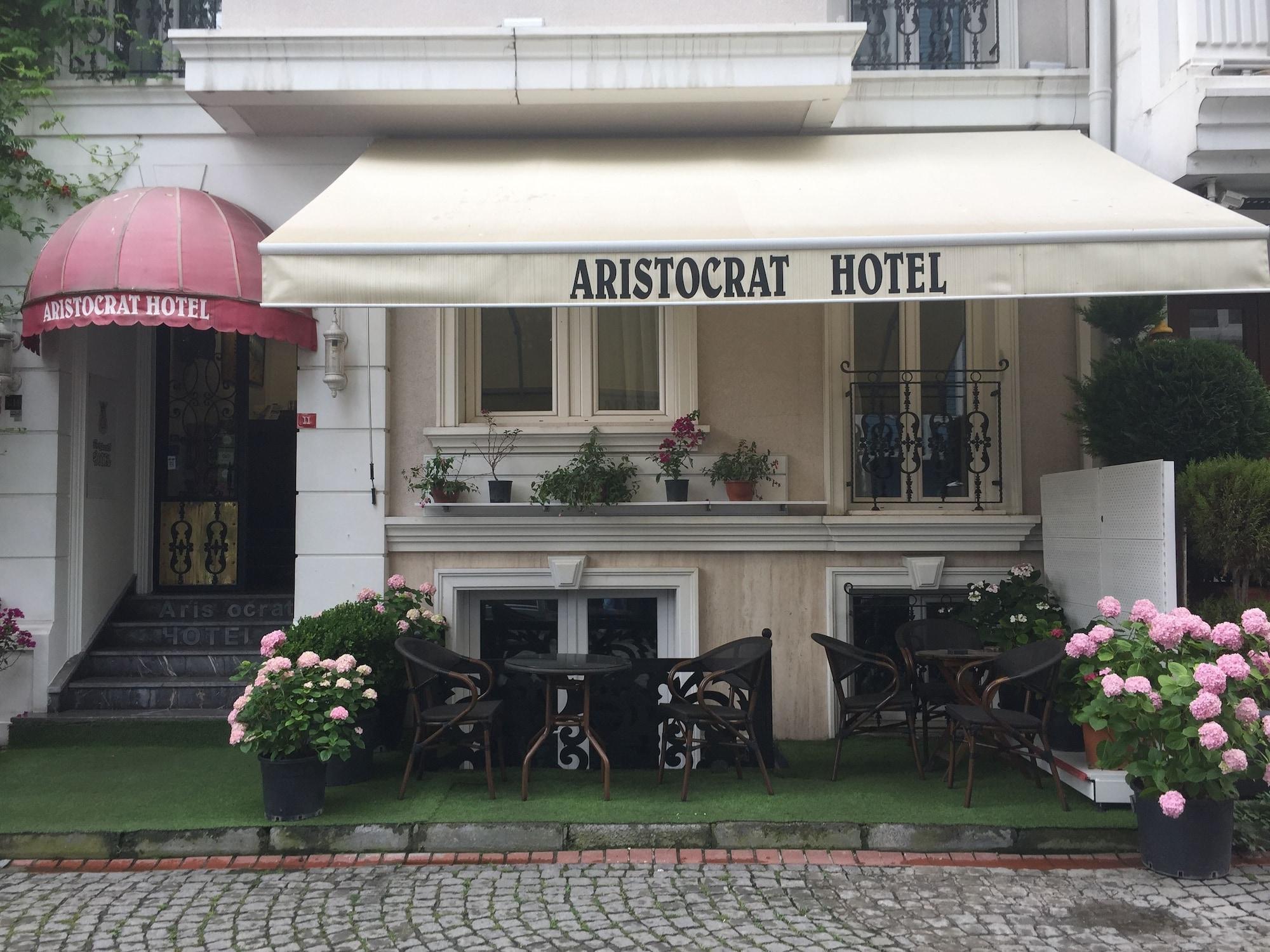 Aristocrat Hotel Истанбул Екстериор снимка