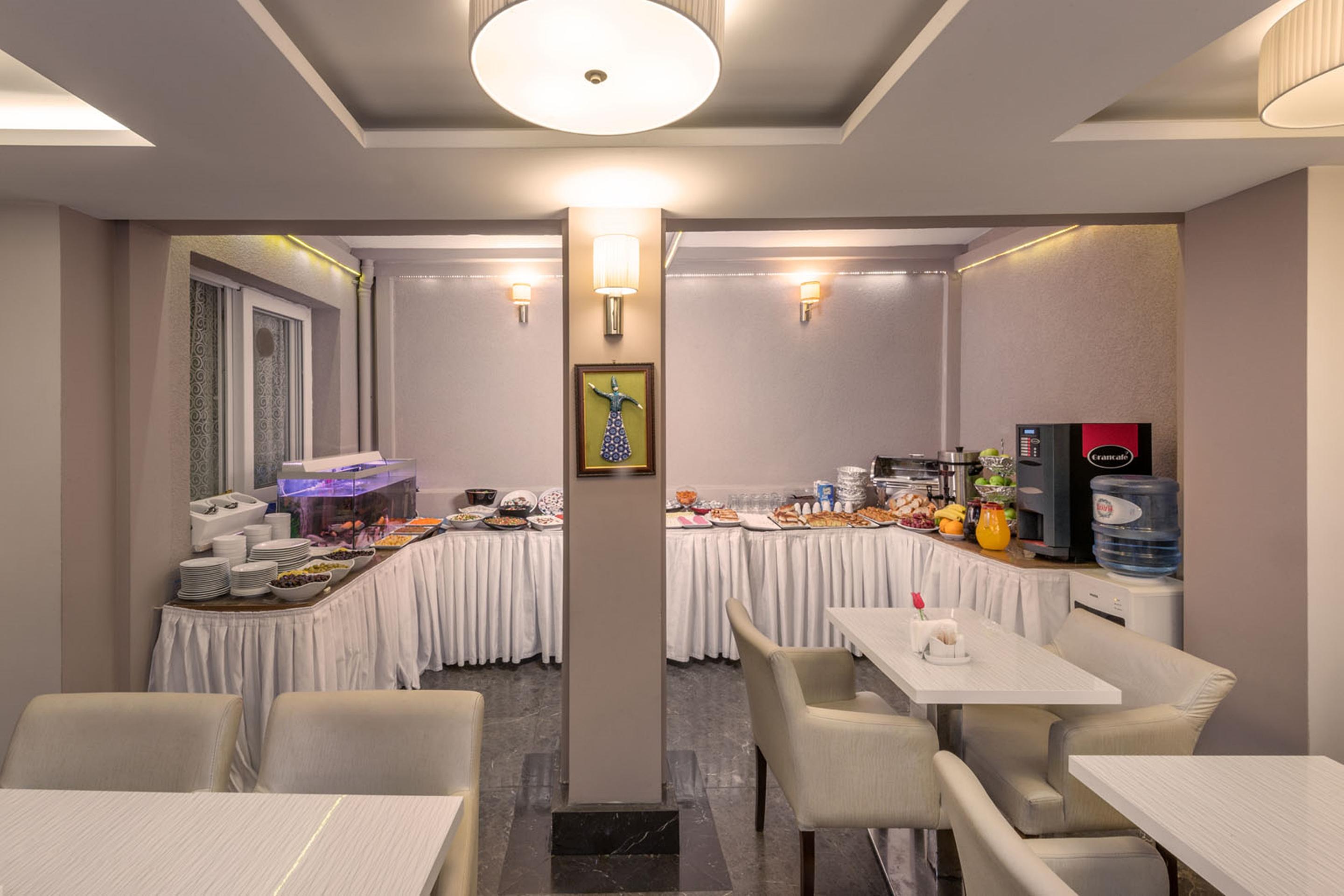 Aristocrat Hotel Истанбул Екстериор снимка
