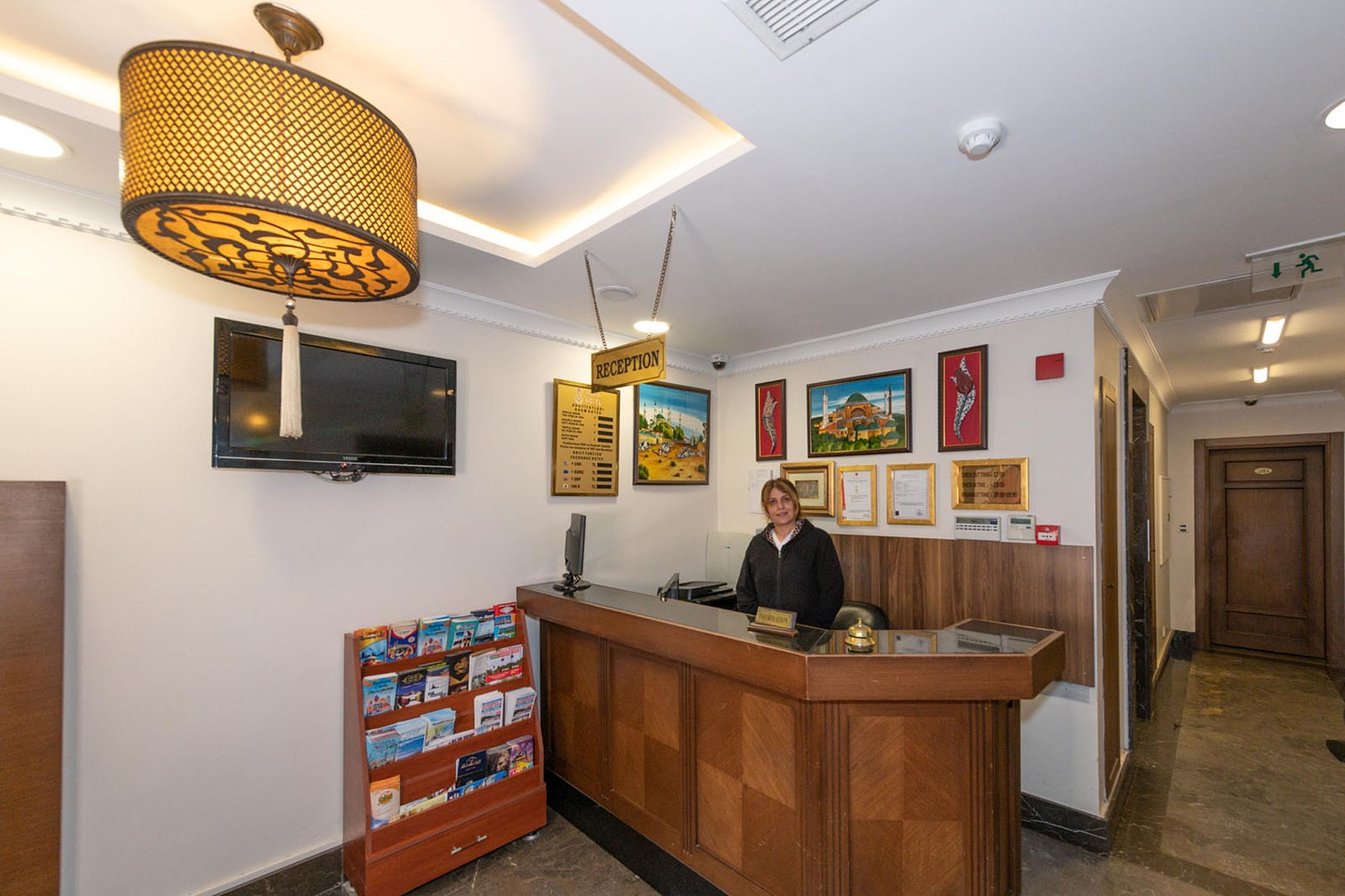 Aristocrat Hotel Истанбул Екстериор снимка