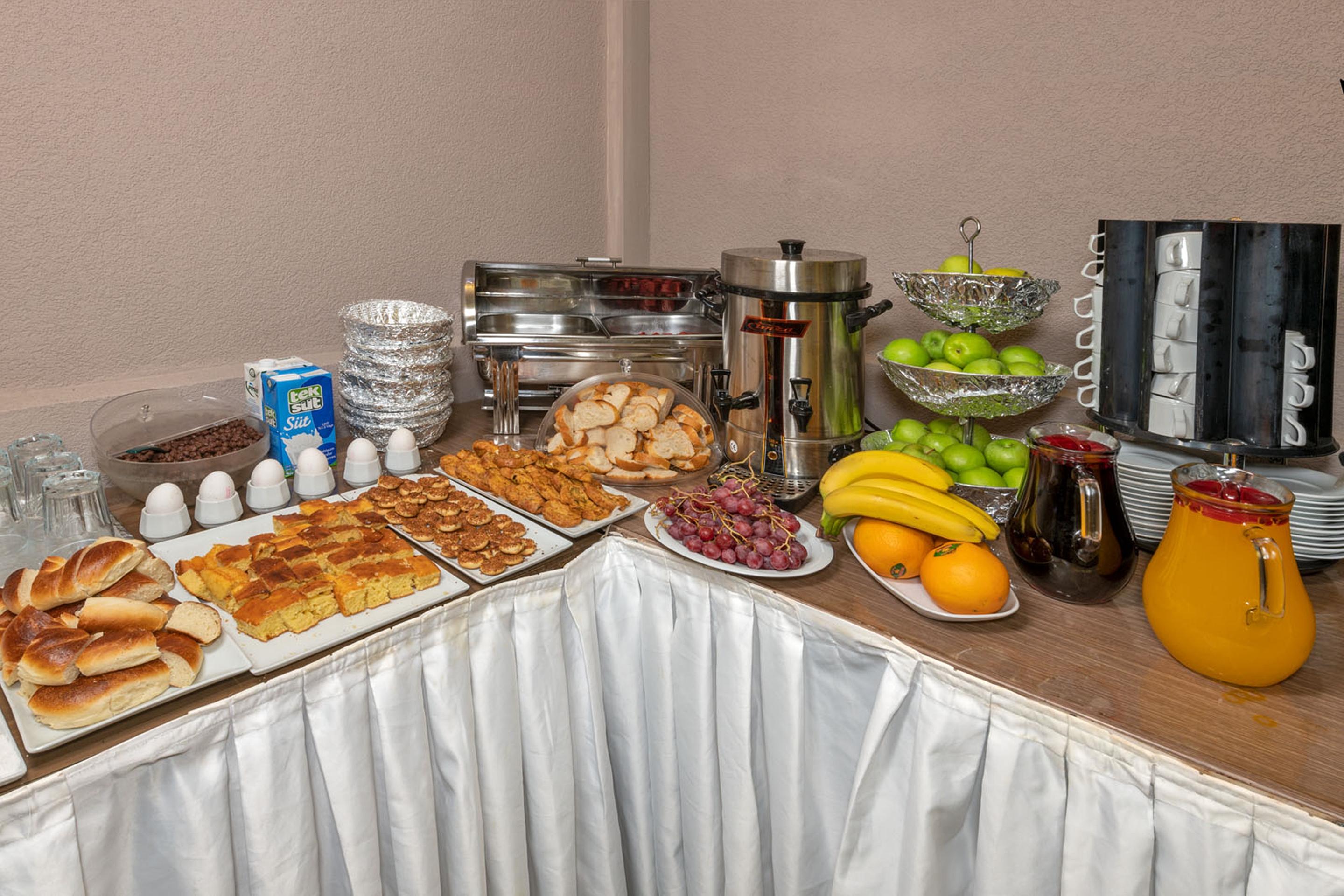 Aristocrat Hotel Истанбул Екстериор снимка
