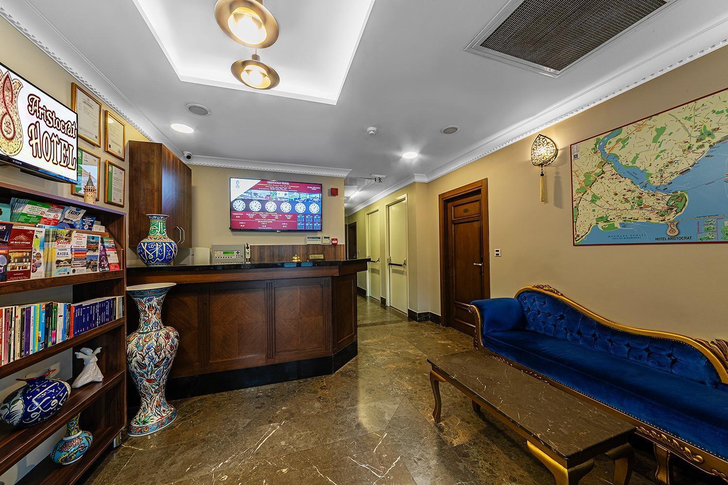 Aristocrat Hotel Истанбул Екстериор снимка