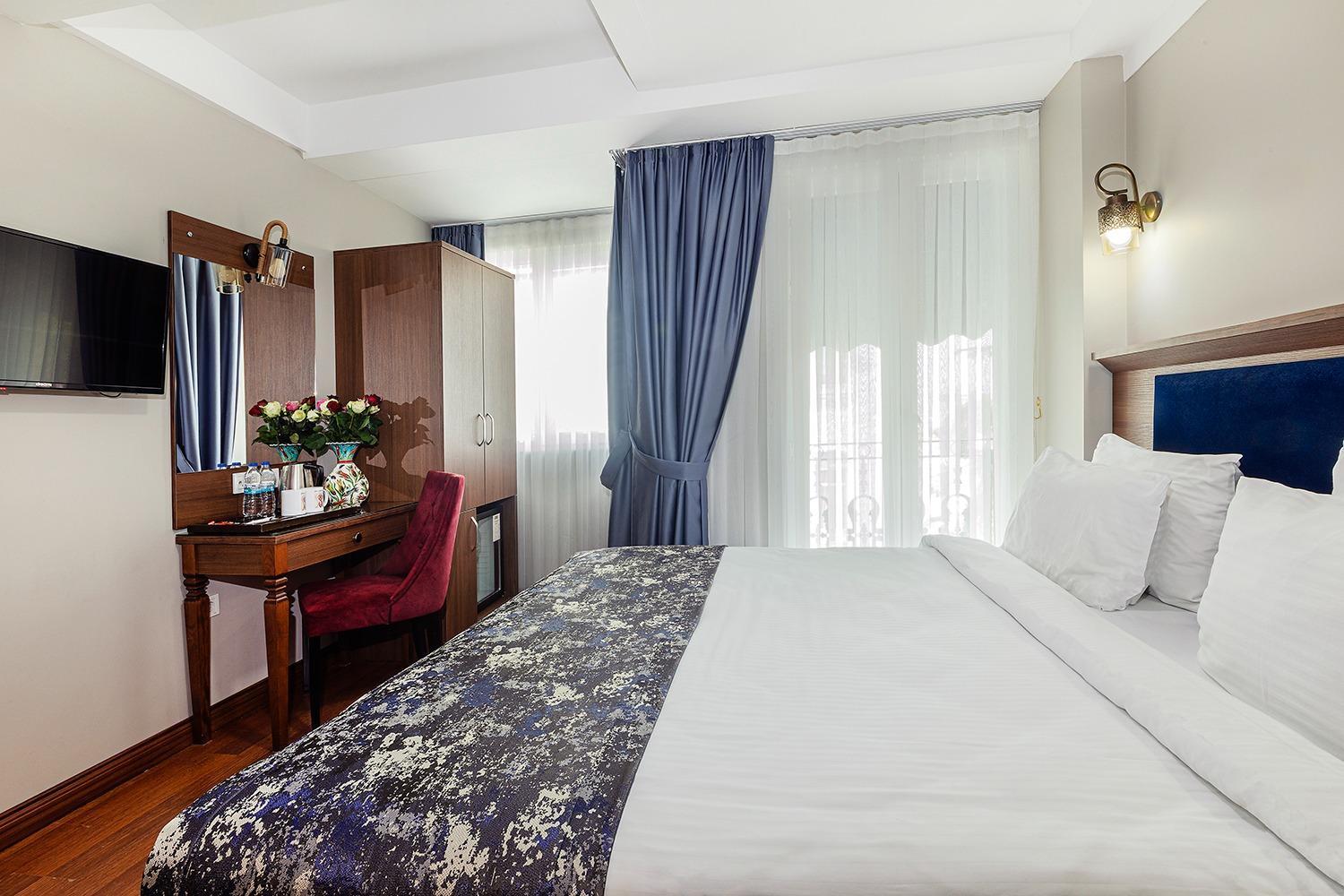 Aristocrat Hotel Истанбул Екстериор снимка