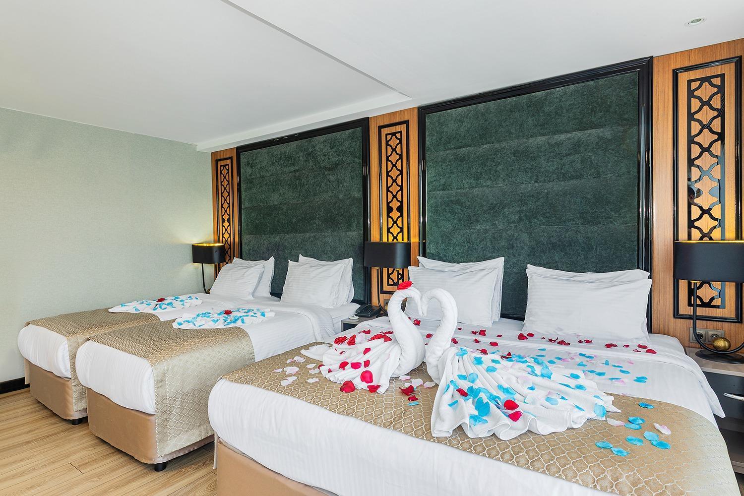 Aristocrat Hotel Истанбул Екстериор снимка