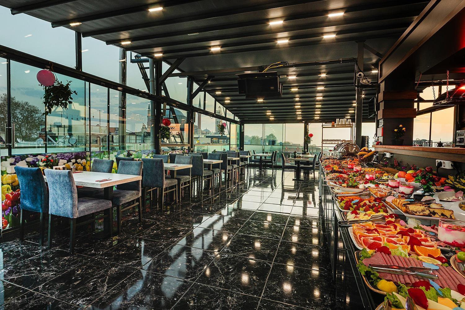 Aristocrat Hotel Истанбул Екстериор снимка
